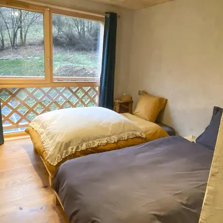 Holiday home 1000 Borne Caffe Hebergements Insolites Entremont